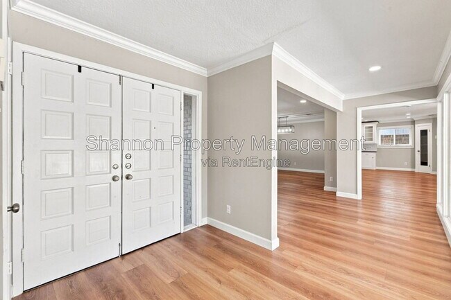 Foto del edificio - 5522 Dumfries Dr