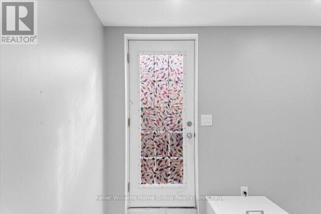 Photo du bâtiment - 24 Baintree Way