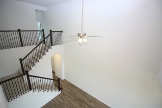 Building Photo - 6527 Scarlet Pond Ln