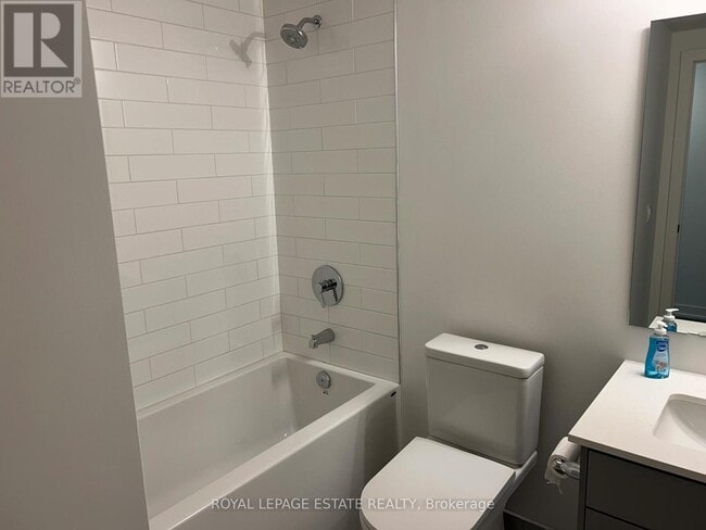 Building Photo - 2 Manderley Dr