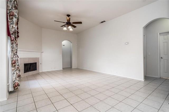 Foto del edificio - 2453 Cimmaron Dr