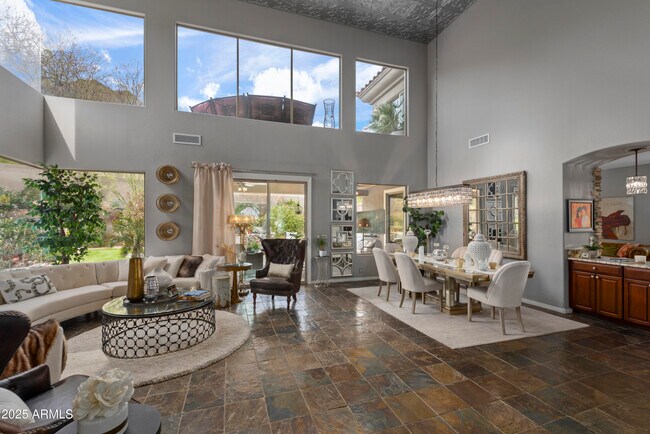 Building Photo - 13418 N Manzanita Ln