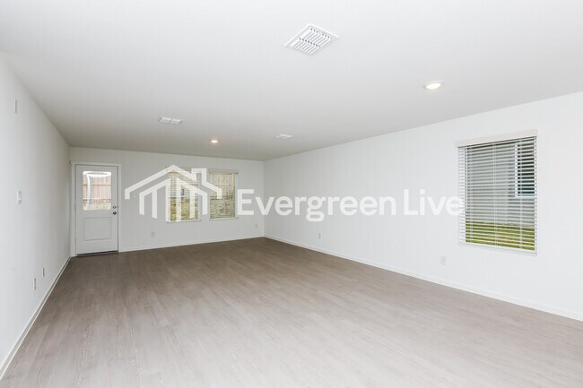 Building Photo - 10708 Dusty Rnch Rd