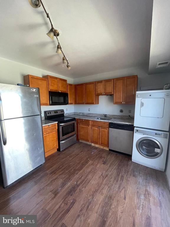 Building Photo - 2824 Chablis Cir