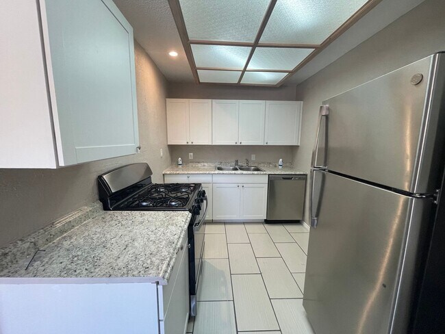 Foto del edificio - 2800 Vail Ave SE