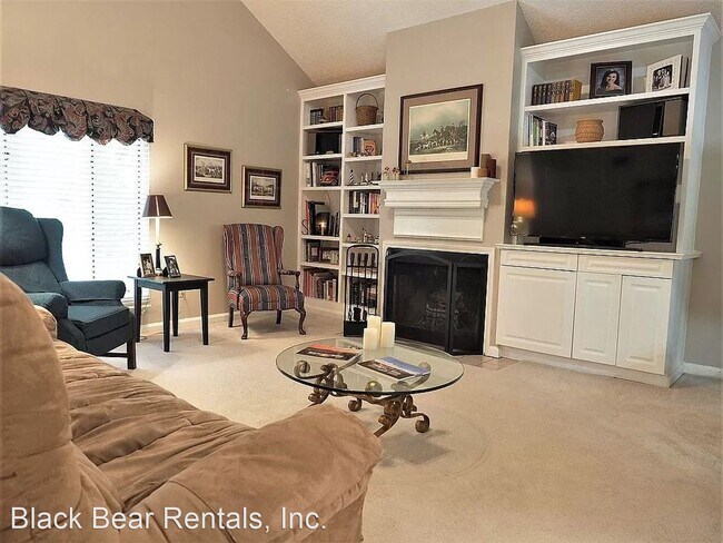 Building Photo - 2 br, 2 bath House - 16 Patriots Dr.