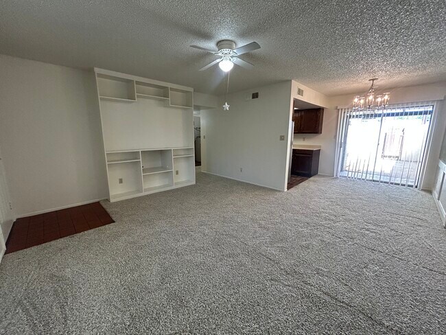 Foto del edificio - 4513 W McLellan Rd