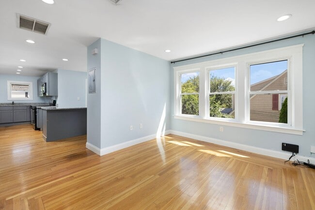Building Photo - 61-63 Jastram St