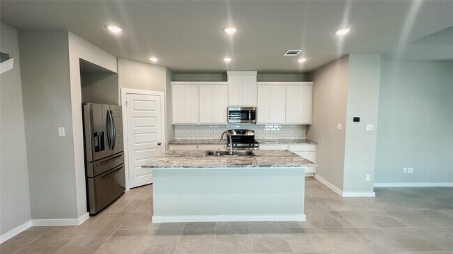 Foto del edificio - 2805 Bluebonnet Ridge Dr