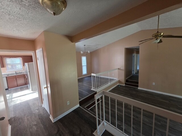 Foto del edificio - 3003 Thornhill Rd