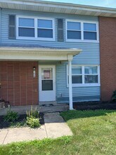 Building Photo - 166 Buckeye Cir