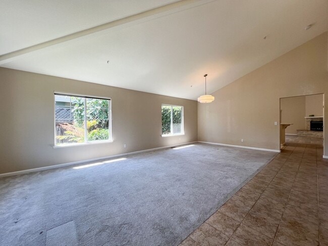 Building Photo - Spacious Single-Level 3-Bedroom Home in Desirable North Napa