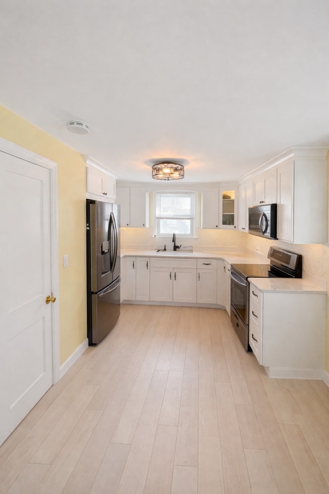 Foto del edificio - 9 Mulberry Ln