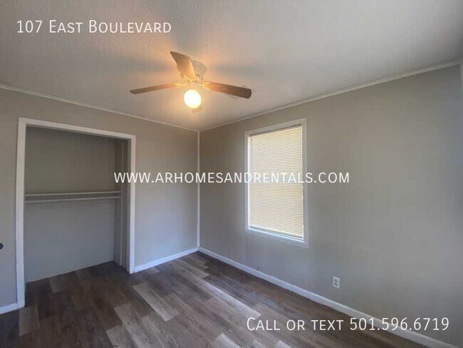 Foto del edificio - 107 East Boulevard | $495 | 2 beds, 1 full...