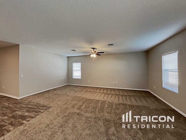 Building Photo - 16442 Blooming Cherry Drive Groveland FL