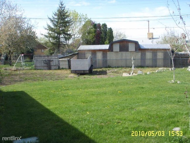 Building Photo - 4861 S 2400 W