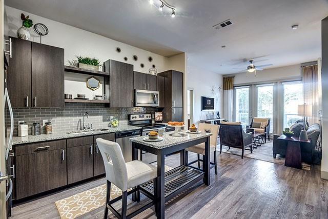 Foto del edificio - 23770 Springwoods Village Pkwy