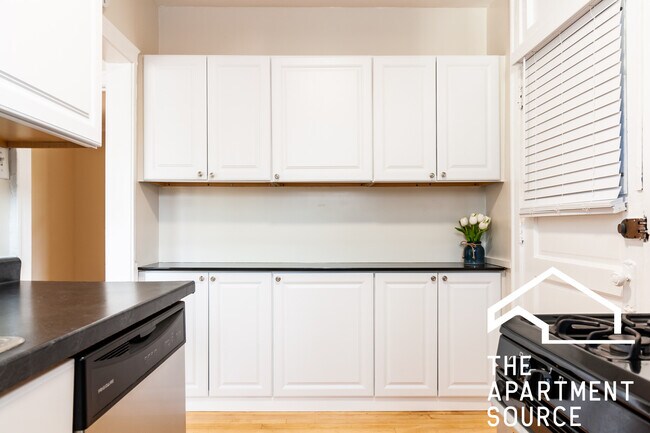 Foto del edificio - 4218 N Clark St