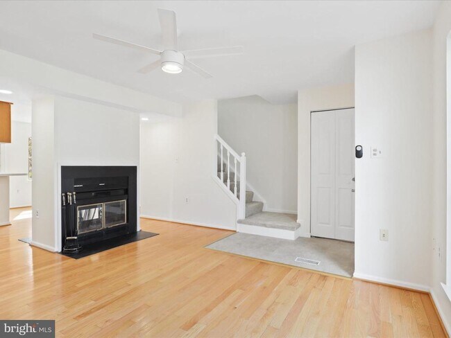 Foto del edificio - 5741 Evergreen Knoll Ct