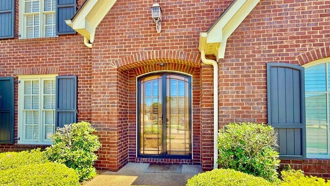 Foto del edificio - 9008 Arden Meadows Dr