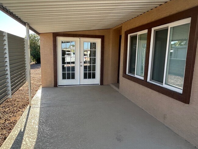 Foto del edificio - 9022 E Citrus Ln S