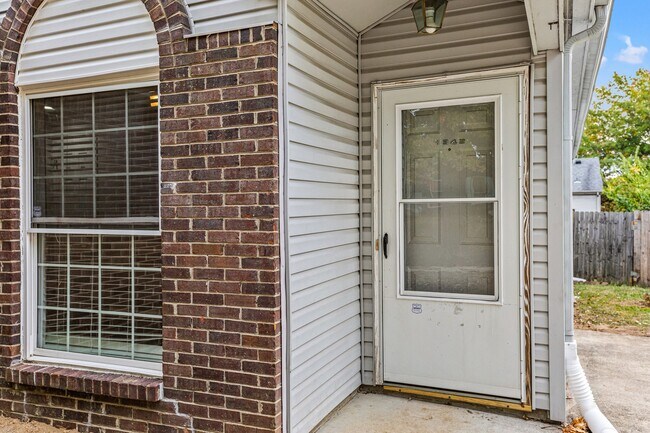 Foto del edificio - 1342 The Kings Ct