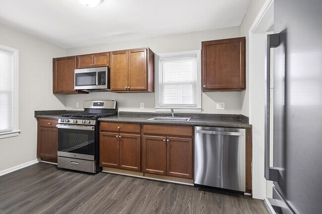 Building Photo - 1829 Anne Ave