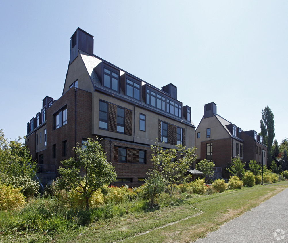 Building Photo - The Grove: Bidwell, Aspen, Sequoia, Sitka