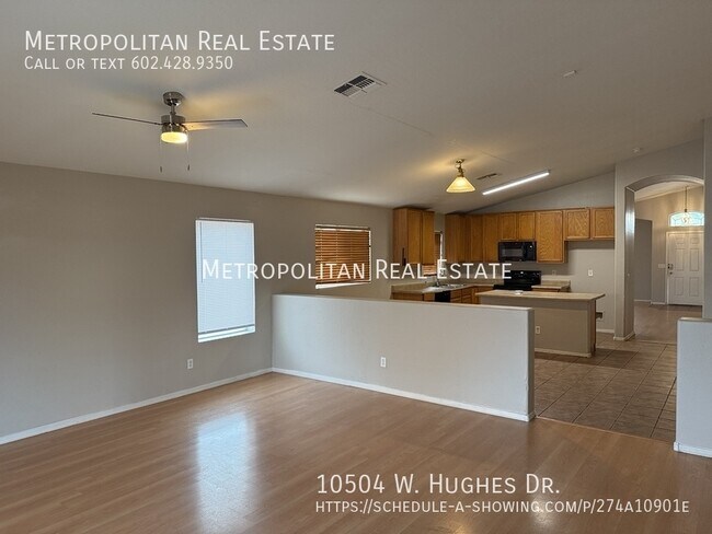 Building Photo - 10504 W Hughes Dr