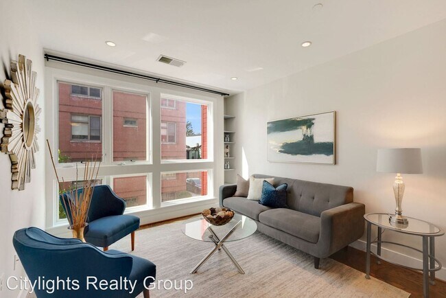 Foto del edificio - 2920 Georgia Ave NW