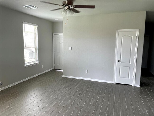 Foto del edificio - 25444 Northpark Lake Dr