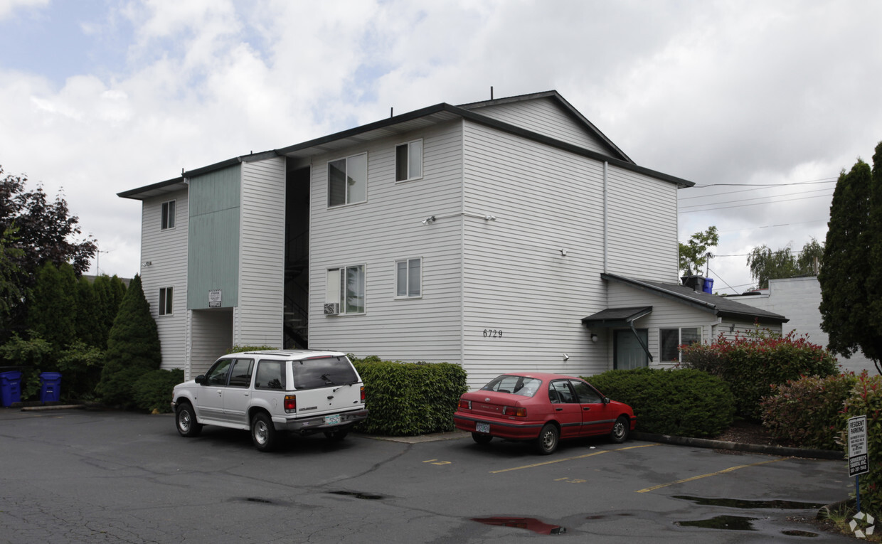 Building Photo - Brandi Lee Apartments