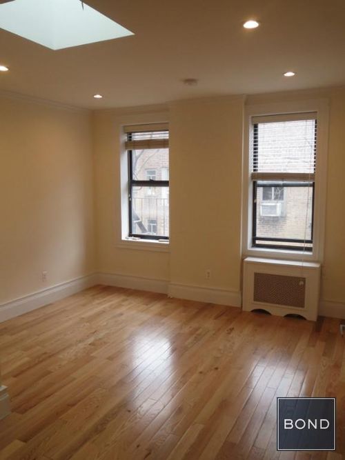Foto principal - 150 W 21st St