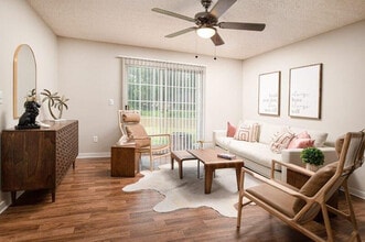 Southwind Apartments photo'