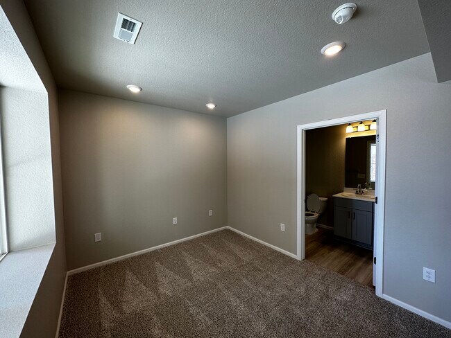 Building Photo - 11155 Bella Vita Dr