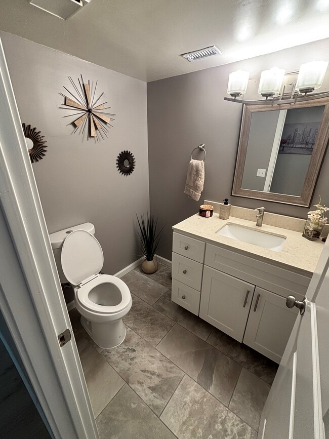 Downstairs Bath - 23664 Meadcliff Pl