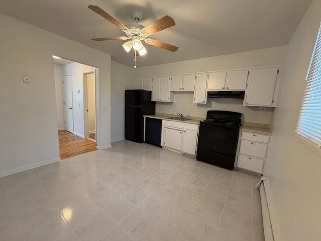 Foto del edificio - 14 Arbor Hill Drive