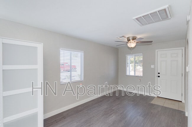 Building Photo - 4249 N 17th St