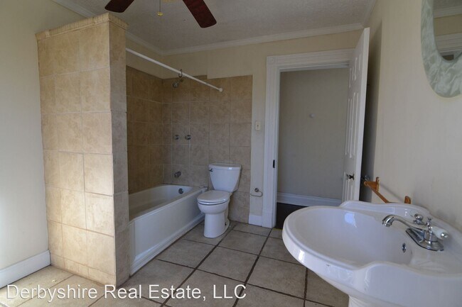 Building Photo - 3 br, 2 bath House - 1116 Bedford Avenue