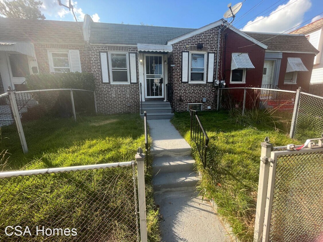 3 br, 1.5 bath House 3265 Remington Street House Rental in Camden