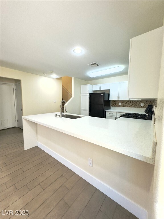 Building Photo - 9140 Gabardine Ave