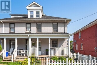 Building Photo - 110 Agnes St