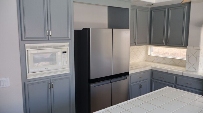 Foto del edificio - Nice 5 Bedroom House for rent in SW