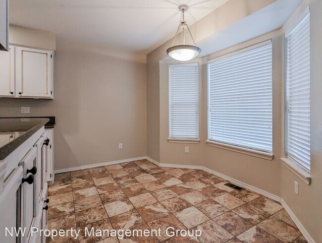 Building Photo - 3 br, 2 bath House - 1502 90th Dr NE