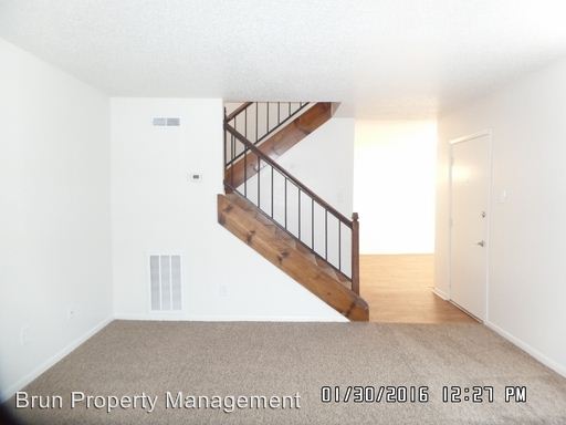 Foto del edificio - 505 Cross Creek Rd