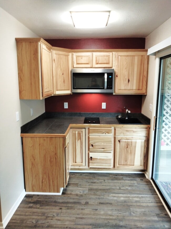 Building Photo - 160 Whitney Blvd