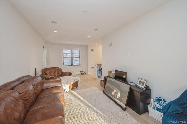 Foto del edificio - 400 Shore Rd