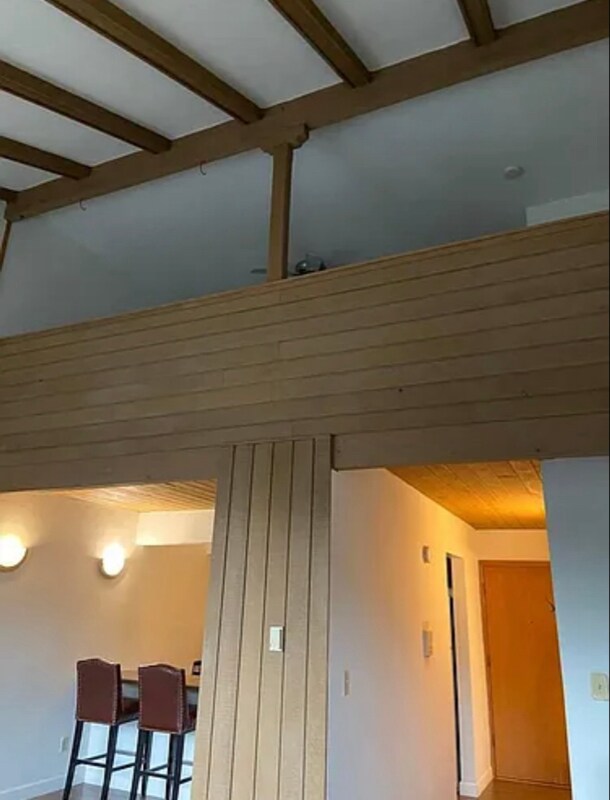 Foto del edificio - 2131 N Summit Ave