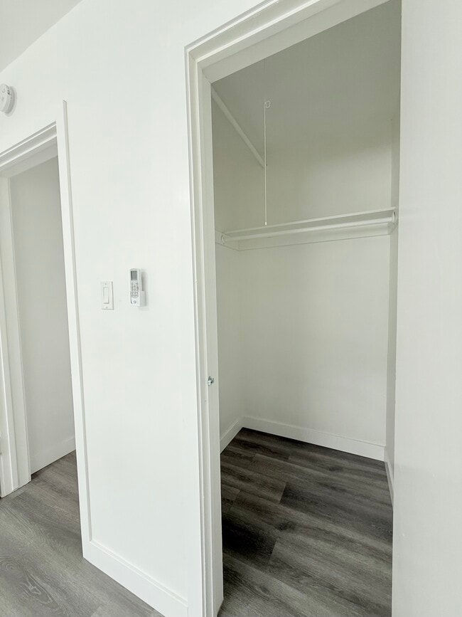 Closet in Bedroom - 5332 Rosemead Blvd