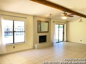 Foto del edificio - 2107 Crested Walk Dr